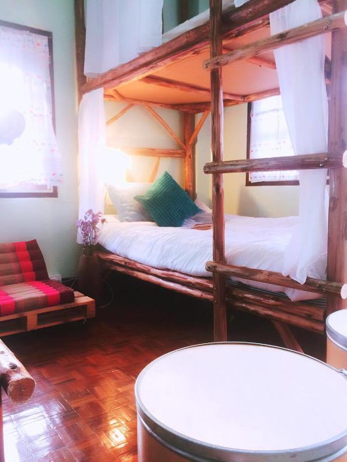 チエンマイ Sister House Chiangmai (Adults Only) Bed & Breakfast エクステリア 写真