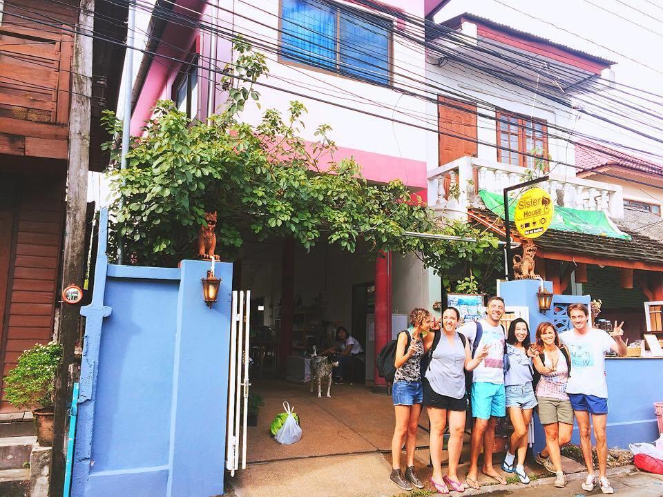 チエンマイ Sister House Chiangmai (Adults Only) Bed & Breakfast エクステリア 写真